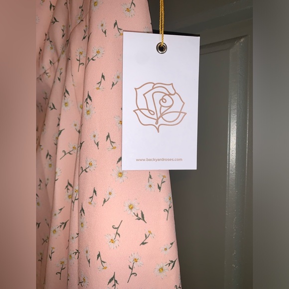 NWT Backyard Roses Dress - Picture 5 of 5